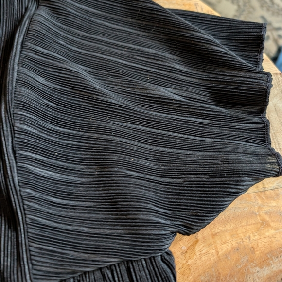Madewell Black Pleated Blouse - Picture 3 of 6